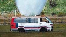 2 ton su minivann zerine brakld! Sonu grenleri ok etti!