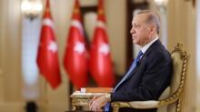 Bakan Erdoan 4 lkenin bykelilerini kabul etti