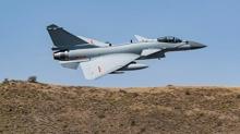 J-10 sava uaklar iin resmi aklama: Yaknda semalarda greceksiniz