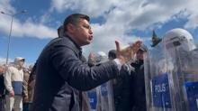 Polise saldran CHP'li il bakann davasnda yeni gelime