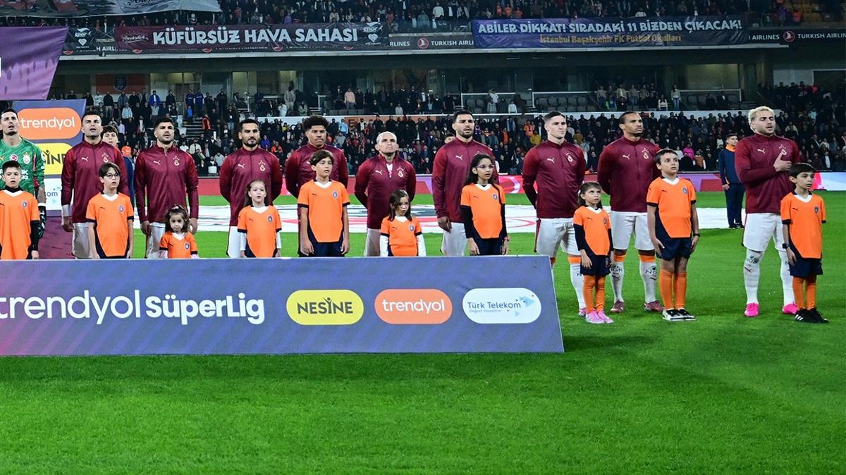 galatasaray okan buruk sper lig fotoraflar resimleri