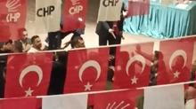 CHP'den beklenen hareket: l Kongresi kavgayla blnd