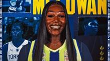 Fenerbahe Opet, Teaira McCowan' kadrosuna katt
