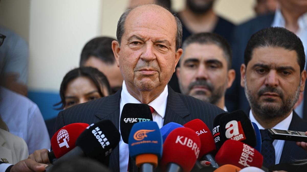KKTC Cumhurbakan Ersin Tatar basn aklamas fotoraflar resimleri