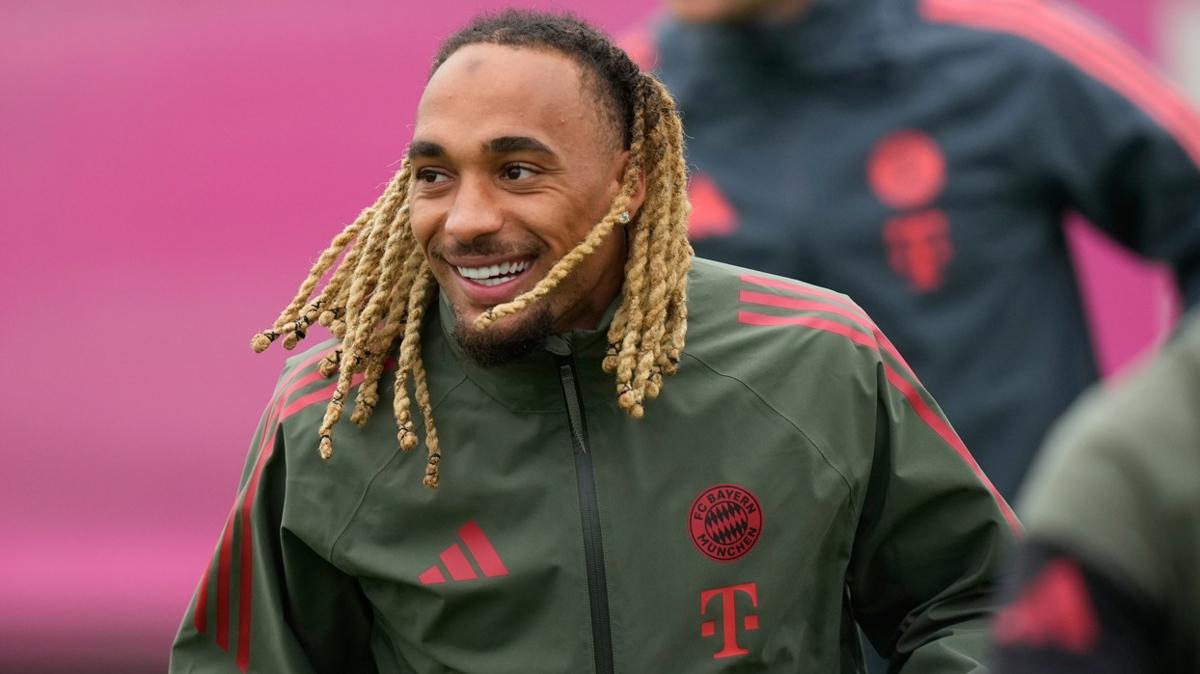 sacha boey transfer bayern mnih fotoraflar resimleri