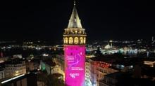 Galata Kulesi'nde meme kanseri farkndal... Pembe renkle klandrld