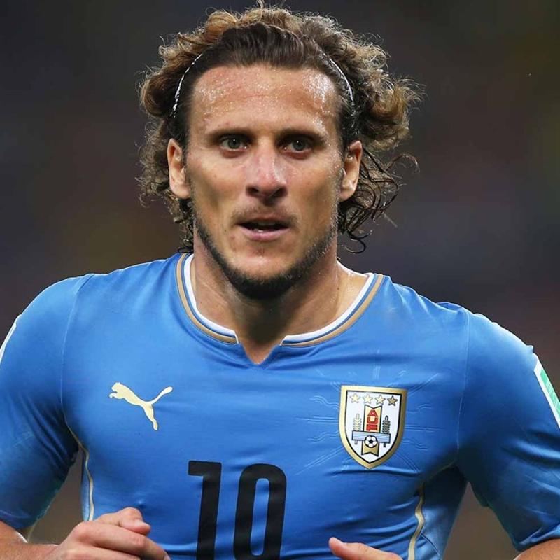 Uruguayl efsane Diego Forlan hastaneye kaldrld!  kaburgas krld, pnmotoraks geirdi