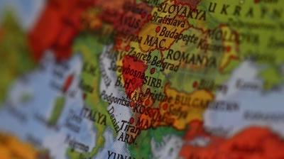 Balkanlarda gerginlik trmanyor... ki lkeden 'tehdit' aklamas