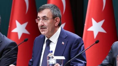 Cumhurbakan Yardmcs Ylmaz, Yeil Vatan Seferberlii kapsamnda fidan sahiplendi