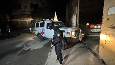 Gazze'de esir takas anlamas... Hamas 2 cesedi daha teslim etti