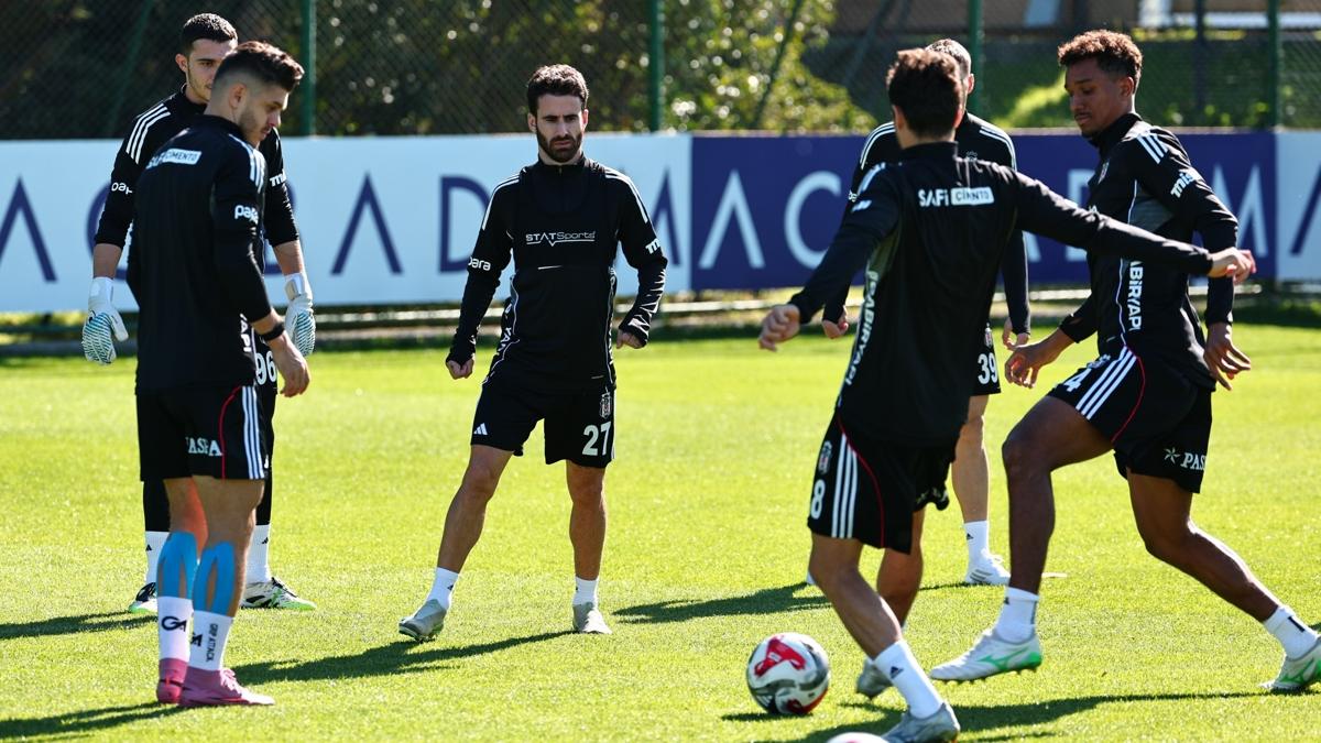 Beikta Konyaspor Kadro fotoraflar resimleri