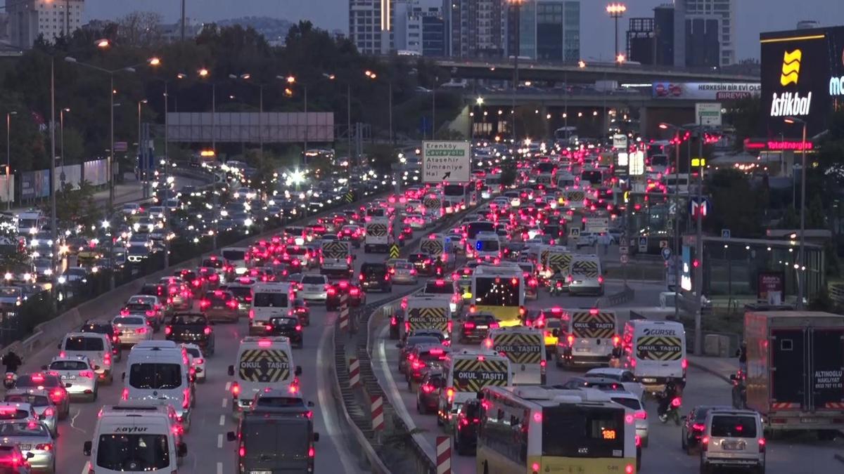 stanbul Trafik Younluk fotoraflar resimleri