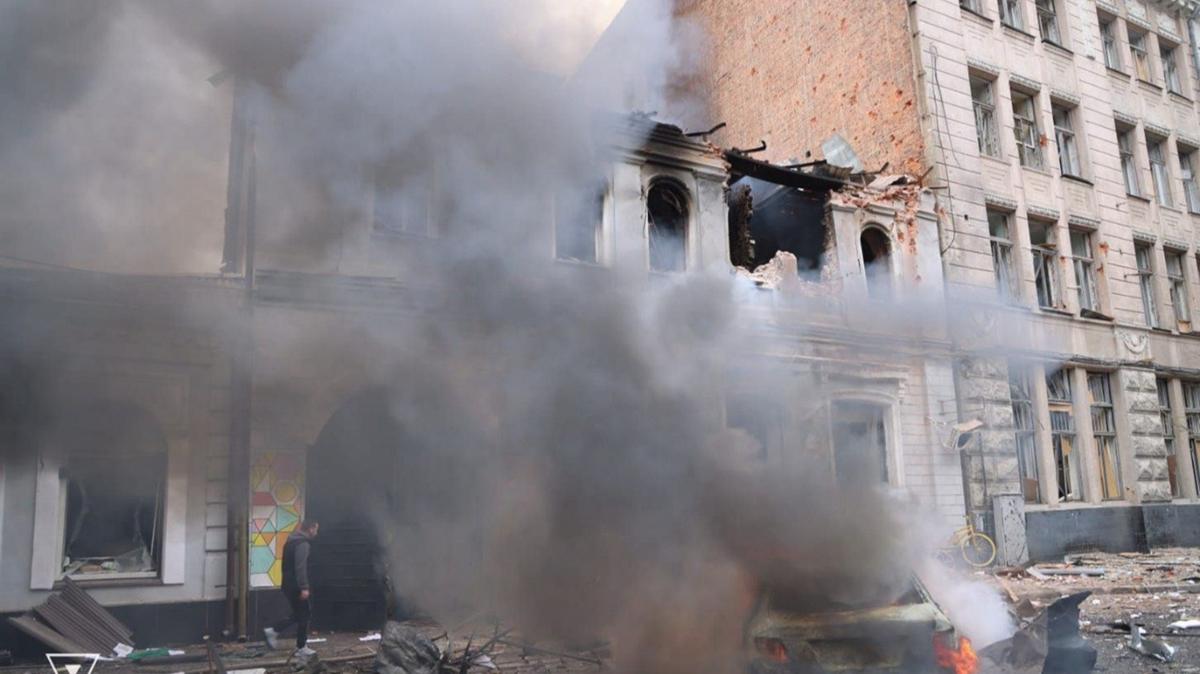 Rus saldrs Ukrayna Harkiv kreine saldr fotoraflar resimleri