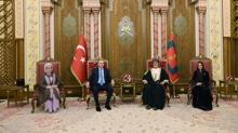 Umman Sultan Tark, Bakan Erdoan onuruna yemek verdi