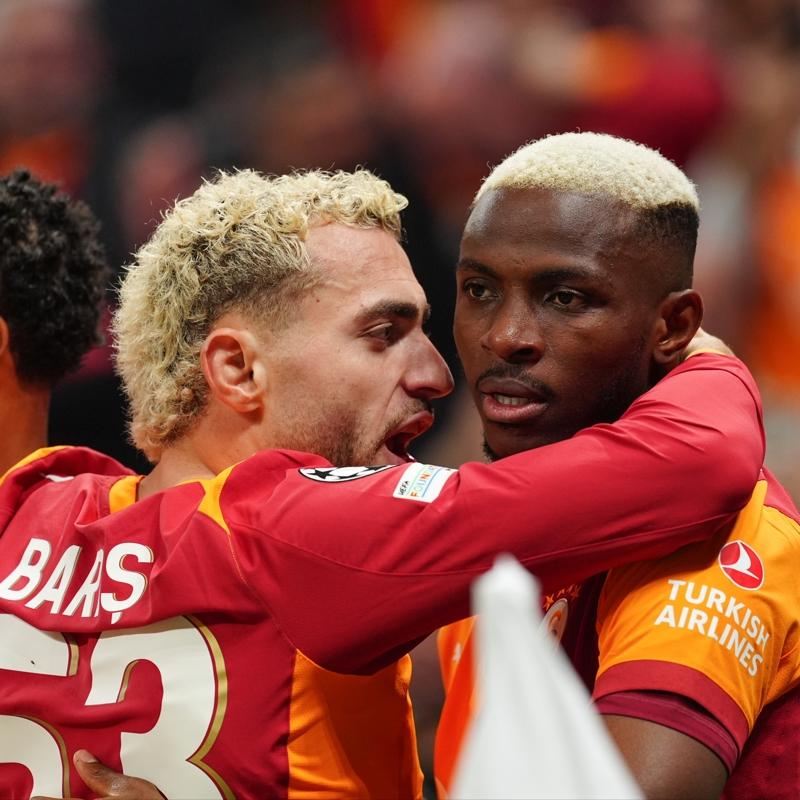 Victor Osimhen, Galatasaray'da 42 gole ulat