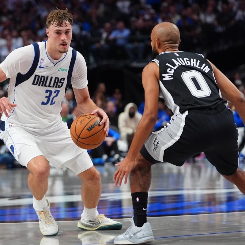 San Antonio Spurs sezona Dallas Mavericks galibiyetle balad