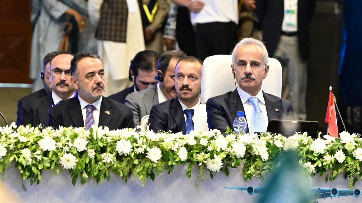 Ulatrma ve Altyap Bakan Abdulkadir Uralolu Bakan Uralolu Blgesel Ulatrma Bakanlar Konferans fotoraflar resimleri