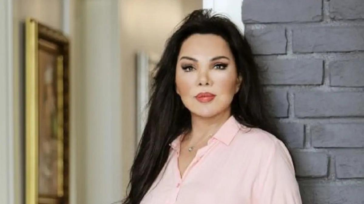 nee aksoy nee aksoy kimdir magazin fotoraflar resimleri