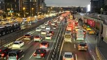 stanbul'da trafik yine kilitlendi... Younluk yzde 89'ye kt