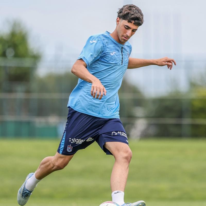 Trabzonspor'dan Taha Emre nce aklamas! Ameliyat edildi
