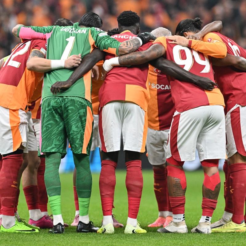 Galatasaray sponsorluu aklad! 97.5 milyon euro gelir