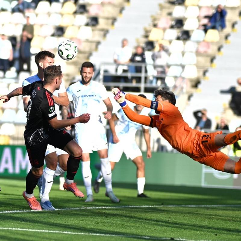 Konferans Ligi'nde ertelenen mata Rijeka, Sparta Prag' malup etti