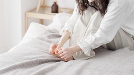 Eli ve aya srekli yenlerin sorunu ne?