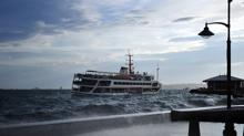 stanbul'da vapur ve teleferik seferlerine hava muhalefeti engeli