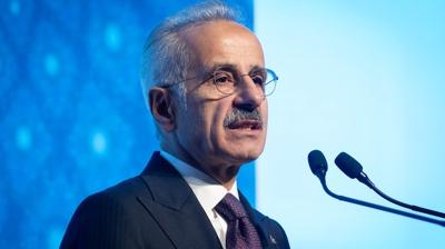 Bakan Uralolu: Sportif ve amatr havacln geliimine katk salyoruz