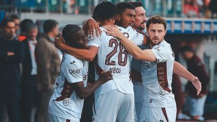 Trabzonspor yartan kopmak istemiyor! Rakip Eypspor