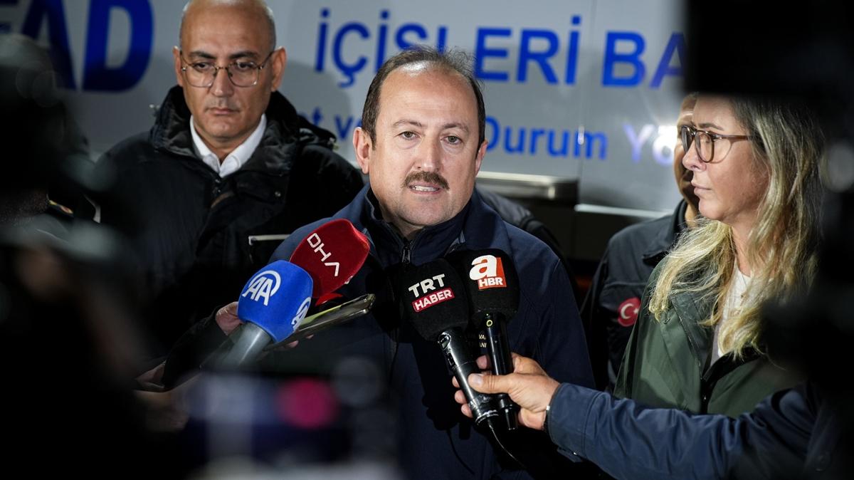 AFAD Bakan Ali Hamza Pehlivan izmir foa fotoraflar resimleri