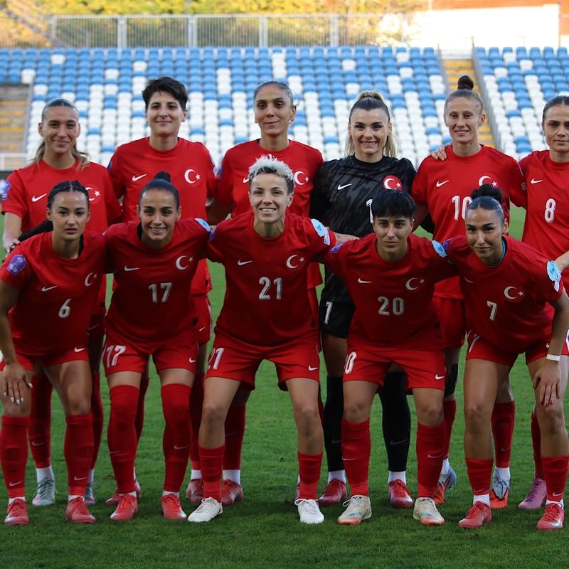 A Milli Kadn Futbol Takm, Kosova mana hazrlanyor