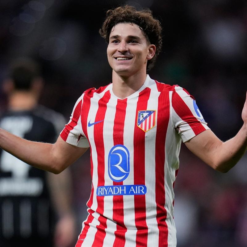 Diego Simeone'den Julian Alvarez aklamas