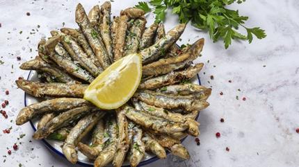 Meer hamsi kzartmak bu kadar kolaym! Kzartma yann iine 1 damla damlatnca koku kalmyor