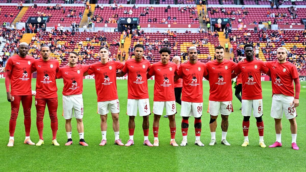 Okan Buruk Galatasaray Kadro fotoraflar resimleri
