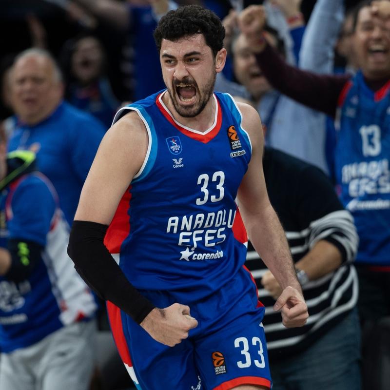 Anadolu Efes, deplasmanda Paris Basketbol ile karlaacak