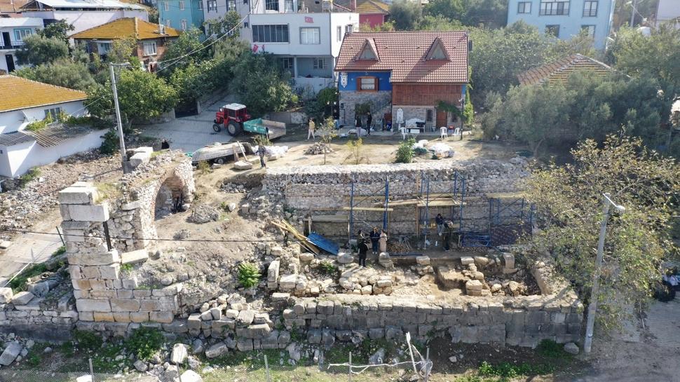 Simiti Kale arkeolojik kazsnda artan bulgu