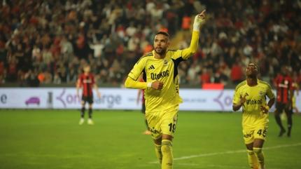 Youssef En-Nesyri gol orucunu bozdu!