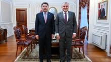 Genlik ve Spor Bakan Bak, Adalet Bakan Tun'u ziyaret etti