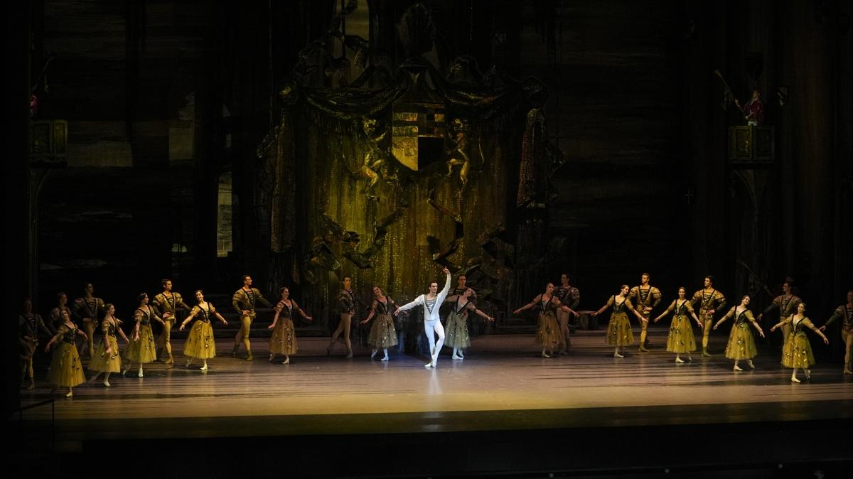 AKM kltr sanat etkinlik Remzi Buharal fotoraflar resimleri