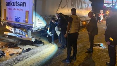 Park halindeki tra arpt! Motosikletli gen kazada hayatn kaybetti