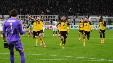 Dortmund kupada Frankfurt'u penaltlarda eledi