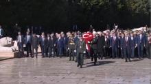 Cumhuriyet 102 yanda... Bakan Erdoan'dan Antkabir'e ziyaret