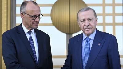 Almanya Babakan Merz Ankara'da... Bakan Erdoan resmi trenle karlad