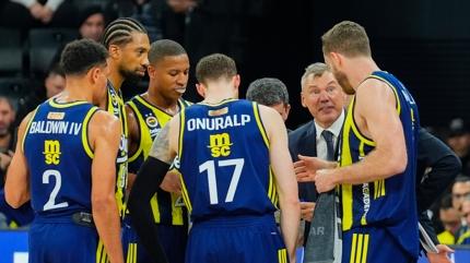 Fenerbahe'den aklama! 2 ma Mnih'te oynanacak