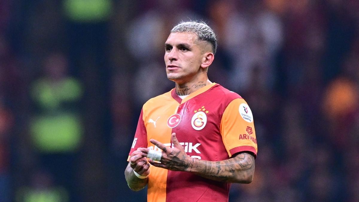 lucas torreira galatasaray okan buruk fotoraflar resimleri