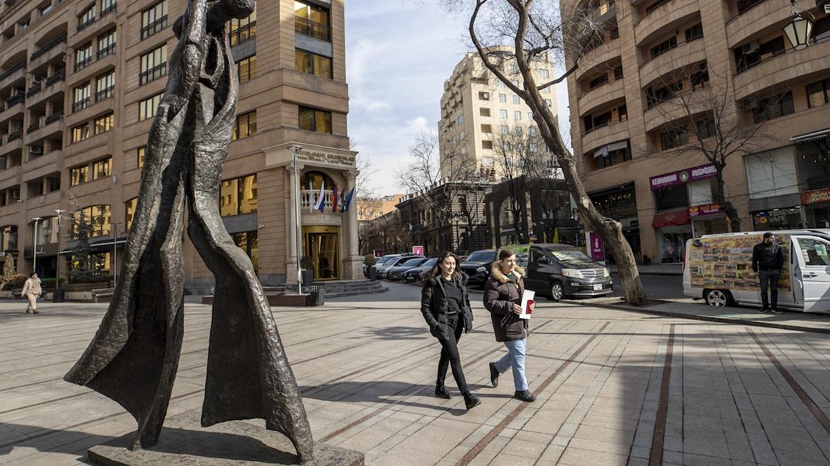 Askerlik Komu Ermenistan fotoraflar resimleri