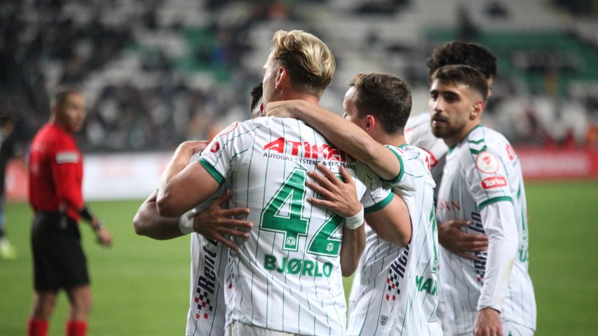 konyaspor trkiye kupas futbol fotoraflar resimleri