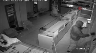 3 kez plaka deitirdiler, yine de yakalandlar! Kilolarca altn alan eteye operasyon