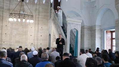 aret diliyle cuma hutbesi